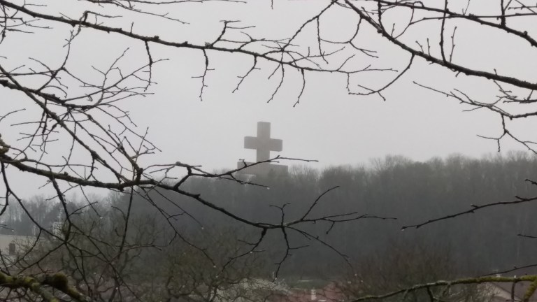 Das Lothringer Kreuz Heute morgen