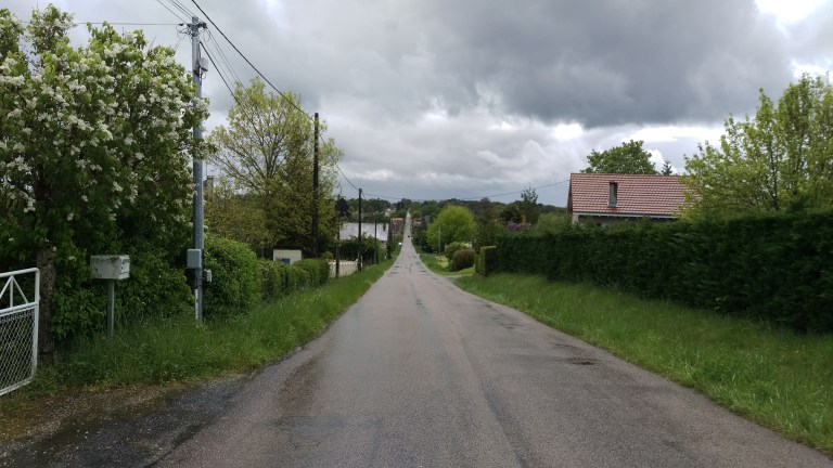 Ich denke heute ging es bestimmt 25 km gerade aus! Route Napoleon 