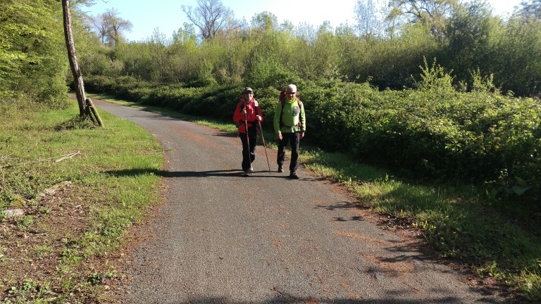Das französische Ehepaar 69+67 Jahre alt wandern jedes Jahr mindestens 3 Monate für wie ein Turnschuh!