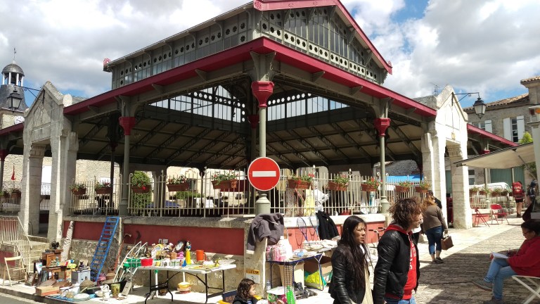 Alte Markthalle on Pellegrue