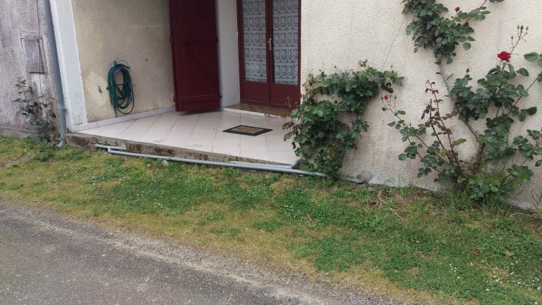 Holger! So kann man auch Leitungen verlegen.