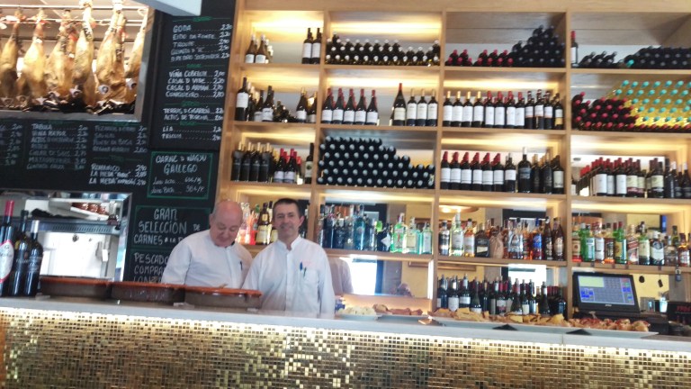 Die Wirte der Tapas Bar